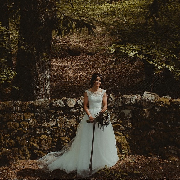 Unique custom made wedding dress - Picture 11 of 13